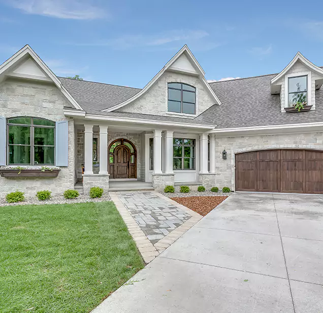 Why Choose 1st Choice Restoration Pros for Fire Restoration Services in Dedham, MA?